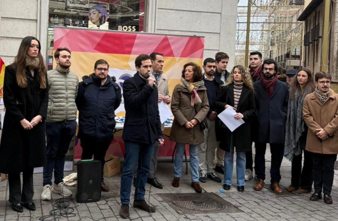 Homenaje Constitución Valladolid 2025 en la calle Constitución